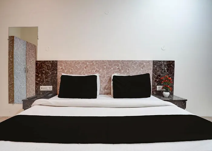Hotel Gold Stays Near Delhi Airport For Family And International Guests